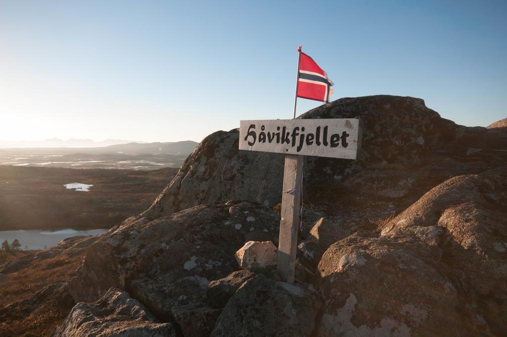 Dolmsundet Hotell Hitra Melandsjoen Екстер'єр фото